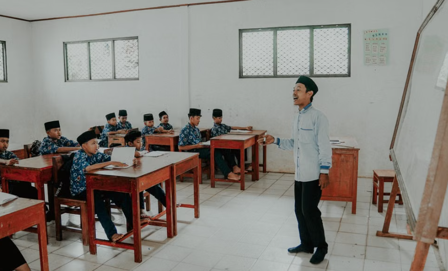 32.828 Guru Lolos Program S1/D4 2026, Kemendikdasmen Dorong Peningkatan Kualifikasi